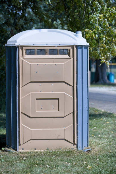 Porta potty delivery and setup in Reed Creek, GA